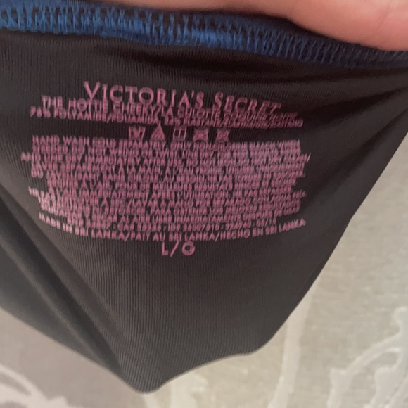 Bikini - Picture 6 of 6